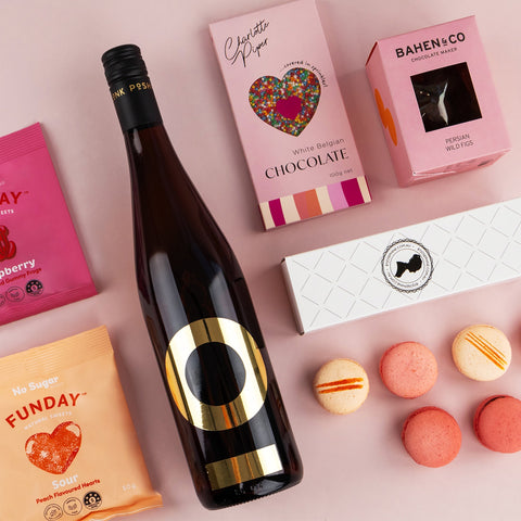 Gift Hampers For Women - iPantry UAE