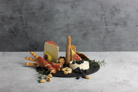 Gabel & Teller Round Slate Serving Board with Acacia Handle | 28cm - iPantry UAE