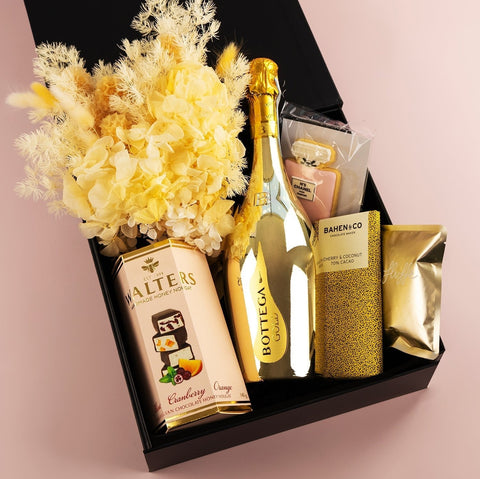 GiftSec Bottega Prosecco Hamper - iPantry UAE