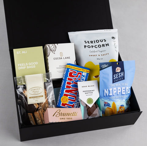 GiftSec Deluxe Snack Hamper - iPantry UAE