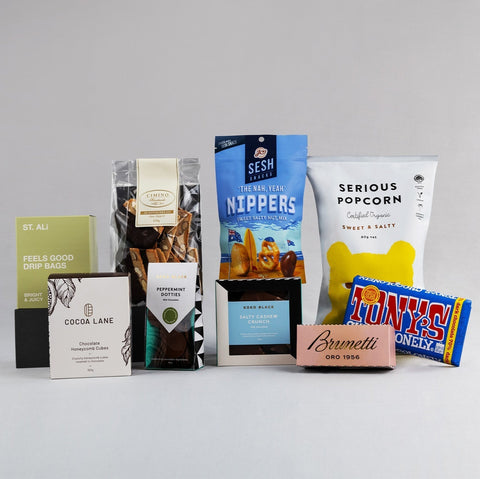 GiftSec Deluxe Snack Hamper - iPantry UAE