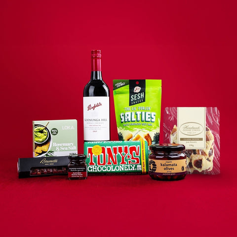 GiftSec Penfolds Bin 28 Shiraz Hamper - iPantry UAE
