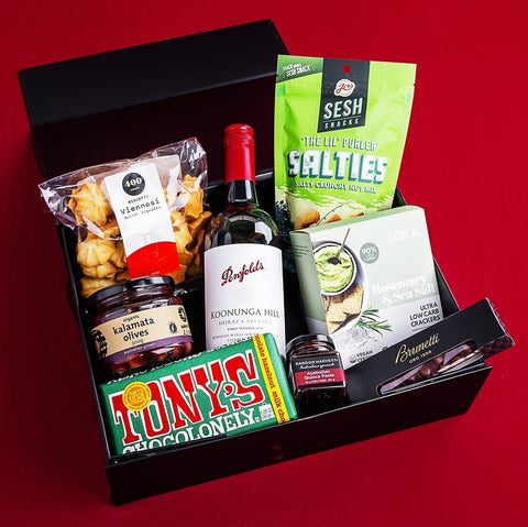 GiftSec Penfolds Bin 28 Shiraz Hamper - iPantry UAE