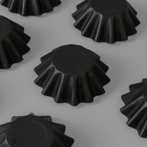 Papyrus Black Bloom Baking Cups 24 Pack - iPantry UAE